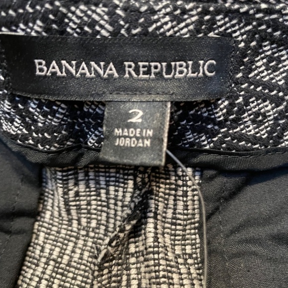 ❤️ BANANA REPUBLIC BLACK & WHITE SHORTS NEW SIZE 2 - Picture 2 of 5
